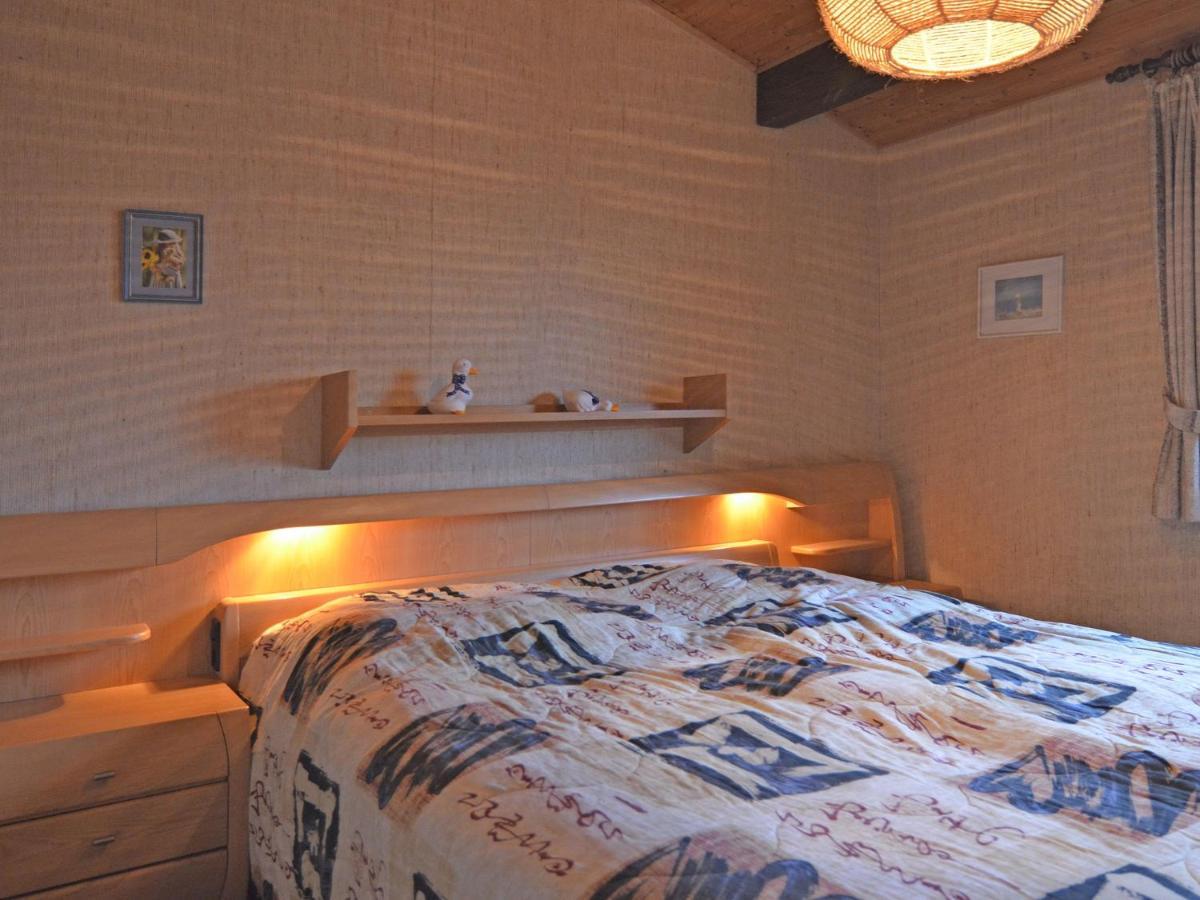 Furnished Bungalow With Peaceful Neighbourhood Meschede Ngoại thất bức ảnh