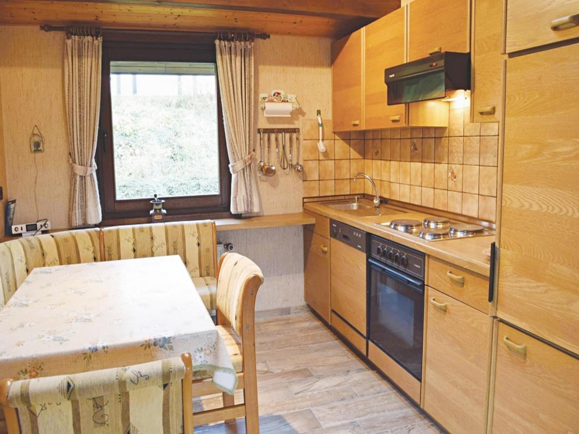 Furnished Bungalow With Peaceful Neighbourhood Meschede Ngoại thất bức ảnh