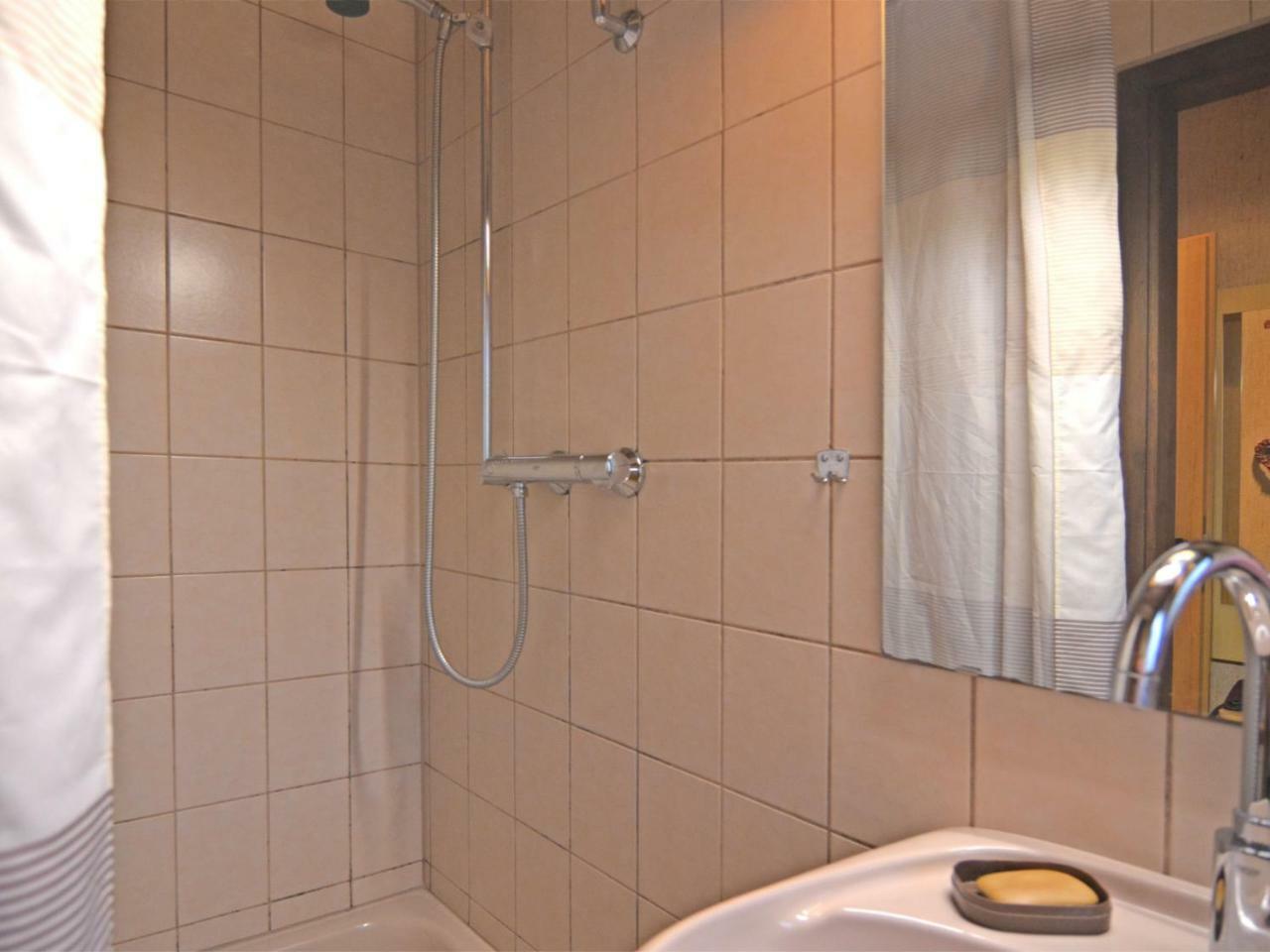 Furnished Bungalow With Peaceful Neighbourhood Meschede Ngoại thất bức ảnh